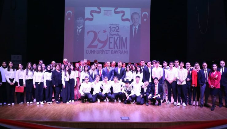 Cumhuriyet Coşkusu Sancaktepe’de Zirveye Çıktı!