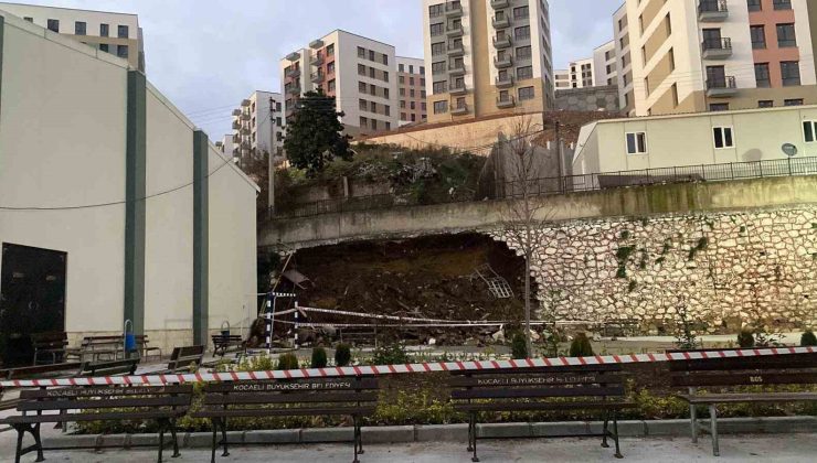 İzmit’te İstinat Duvarı Okul Bahçesine Göçtü!