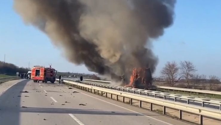 Domates Yüklü Tırda Yangın: Ulaşım Kontrol Altında