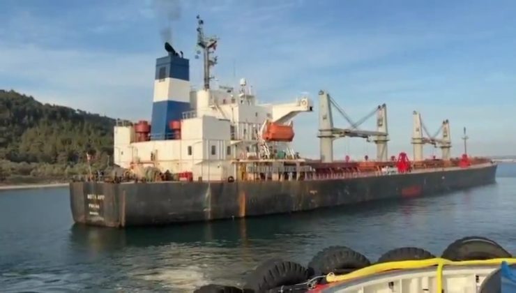 Çanakkale’de Tahıl Yüklü Geminin Karaya Oturması!