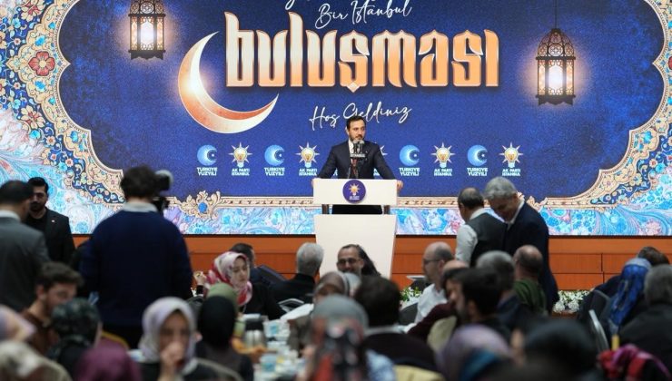 Sanatçılar İftar Sofrasında Buluştu