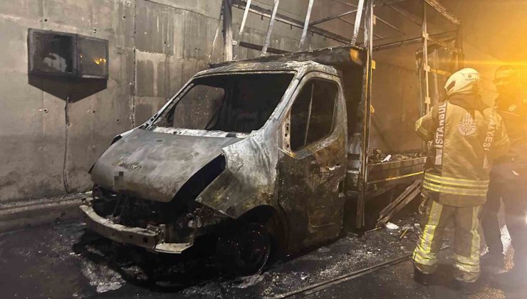 Kurtköy’de Tünelde Yangın: Trafik Felç Oldu!