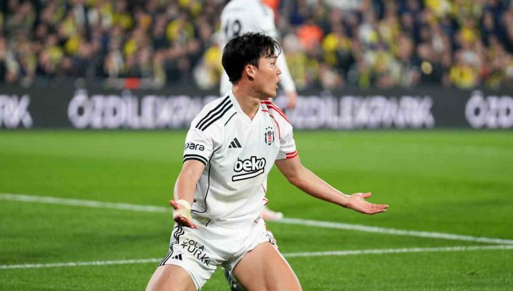 Beşiktaş, derbi galibiyetsiz sezonu kapattı!