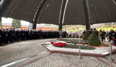 Özal, 33. Yılında Anıt Mezarı’nda Anıldı