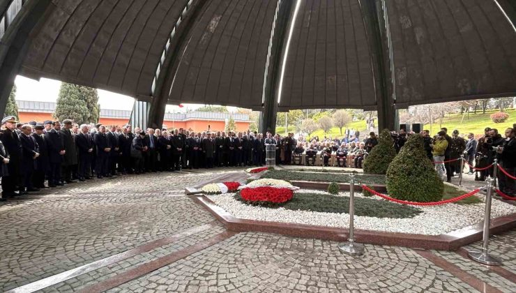 Özal, 33. Yılında Anıt Mezarı’nda Anıldı