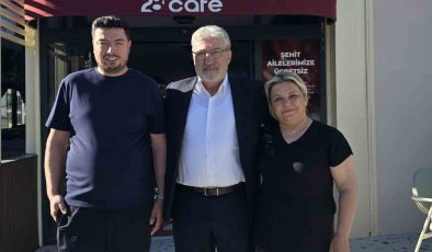 Merih Demiral’dan Annesine Anlamlı Hediye: 28 Kafe!
