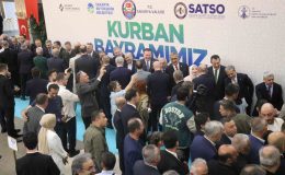 Sakarya’da Bayramlaşma Coşkusu Yoğun Katılımla Gerçekleşti