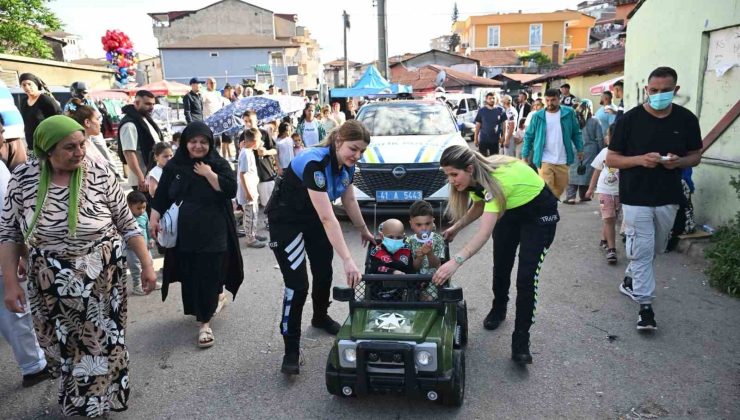 Polislerden Minik Halime’ye Bayram Sürprizi