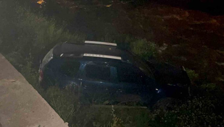 Bursa’da Otomobil Dereye Uçtu, Sürücü Kaçtı!