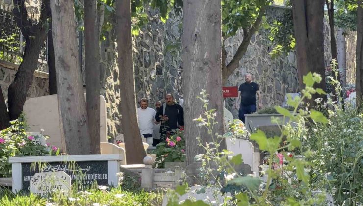 Acılı Aileler, Mezarda Duygusal Anlar Yaşadı